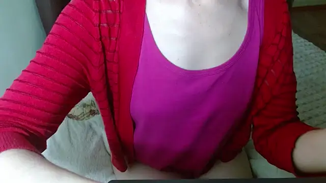 Snapshot of LorraineOSun chatting on February 16, 2026, 6:15 pm LorraineOSun online show from February 16, 2026, 6:15 pm