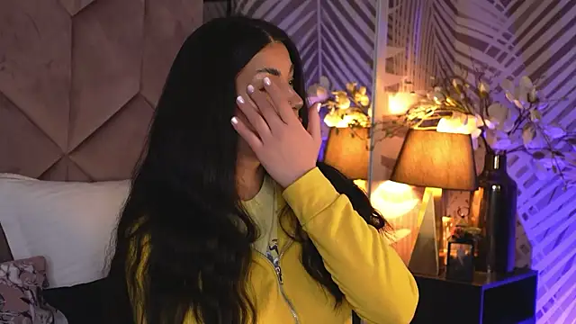 Snapshot of EvaRhea chatting on February 9, 2026, 4:27 am EvaRhea online show from February 9, 2026, 4:27 am