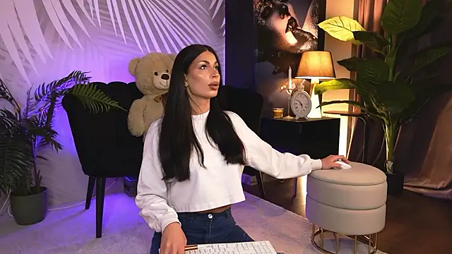 Snapshot of EvaRhea chatting on February 18, 2026, 4:30 am EvaRhea online show from February 18, 2026, 4:30 am