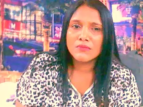 IndianSexyLady4u online show from September 25, 2025, 6:33 pm