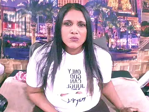 IndianSexyLady4u online show from October 23, 2025, 3:22 pm