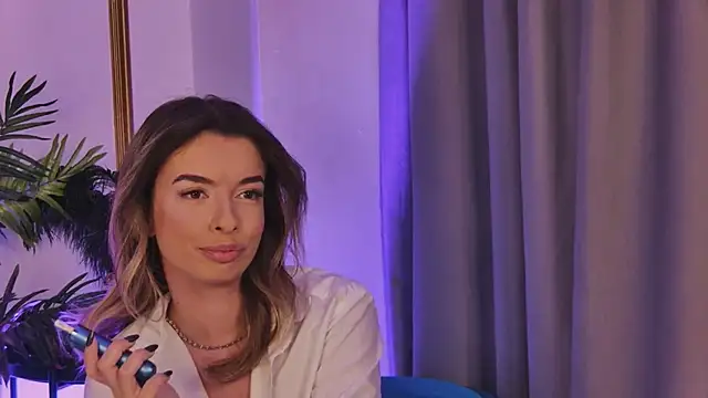 LollyShine online show from January 13, 2026, 8:03 pm