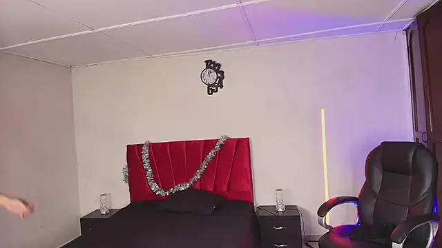 paull george online show from December 2, 2025, 5:30 pm