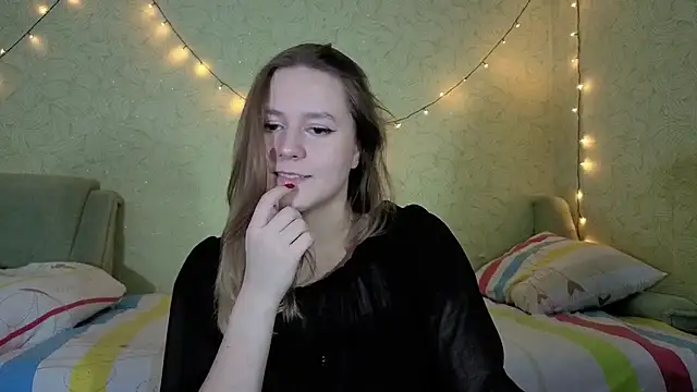 ShyMistery online show from November 24, 2025, 6:51 pm