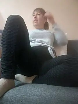 ladymon 63 online show from February 11, 2026, 5:51 pm