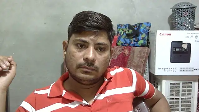 Ajmersingh335512 online show from May 11, 2026, 1:06 pm