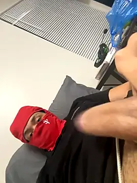 lionr0660 online show from September 29, 2025, 6:57 pm