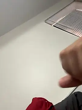 lionr0660 online show from October 3, 2025, 4:15 pm