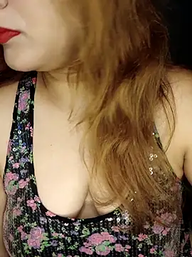 Snapshot of Queen-kohinoor chatting on October 1, 2025, 10:16 pm Queen-kohinoor online show from October 1, 2025, 10:16 pm