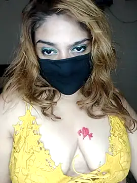 Snapshot of Queen-kohinoor chatting on October 12, 2025, 10:31 pm Queen-kohinoor online show from October 12, 2025, 10:31 pm