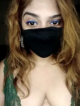 Snapshot of Queen-kohinoor chatting on October 24, 2025, 7:43 pm Queen-kohinoor online show from October 24, 2025, 7:43 pm