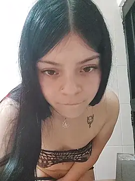 LunaJacobs online show from February 17, 2026, 10:38 pm