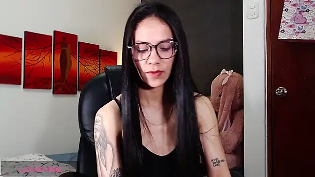 Ashley olivares online show from October 27, 2025, 12:58 am