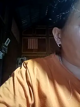 ningchun20 online show from October 18, 2025, 3:31 am