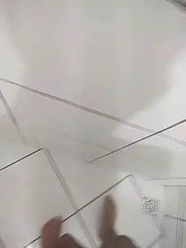 Snapshot of Novin23cms chatting on November 16, 2025, 8:25 pm Novin23cms online show from November 16, 2025, 8:25 pm