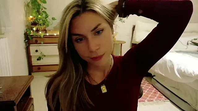 Snapshot of wonderalice31 chatting on October 23, 2025, 7:12 pm wonderalice31 online show from October 23, 2025, 7:12 pm