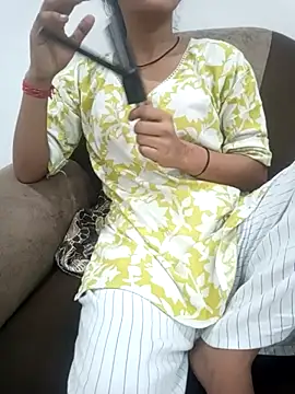 Snapshot of Student_girl2 chatting on September 26, 2025, 3:16 pm Student girl2 online show from September 26, 2025, 3:16 pm