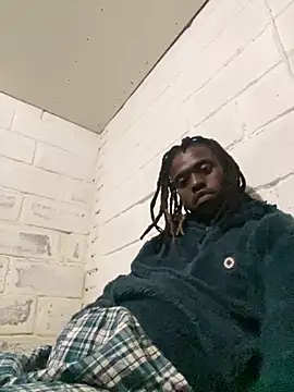 Snapshot of Wuu2now chatting on October 20, 2025, 8:31 pm Wuu2now online show from October 20, 2025, 8:31 pm