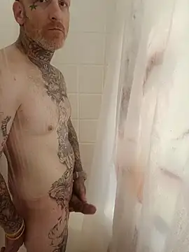 Snapshot of MRTATTWO chatting on October 24, 2025, 5:09 pm MRTATTWO online show from October 24, 2025, 5:09 pm