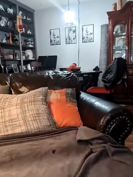 MRTATTWO online show from November 22, 2025, 1:59 am