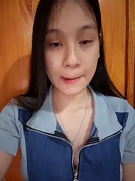 ChiecumBae online show from November 18, 2025, 1:22 am