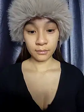 Snapshot of ChiecumBae chatting on February 8, 2026, 1:31 am ChiecumBae online show from February 8, 2026, 1:31 am