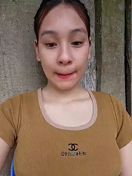 Snapshot of ChiecumBae chatting on March 1, 2026, 12:56 am ChiecumBae online show from March 1, 2026, 12:56 am