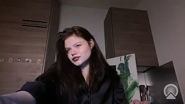 Snapshot of GoddessDarina chatting on September 22, 2025, 1:24 pm GoddessDarina online show from September 22, 2025, 1:24 pm