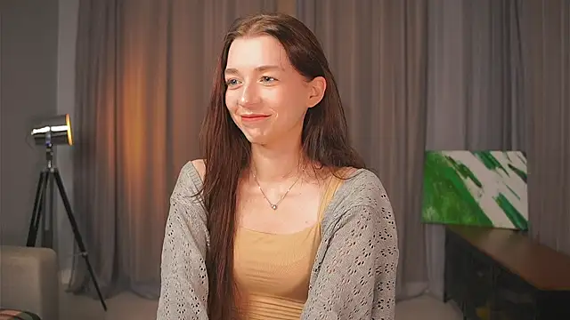 RoxieBolich online show from September 21, 2025, 1:35 pm