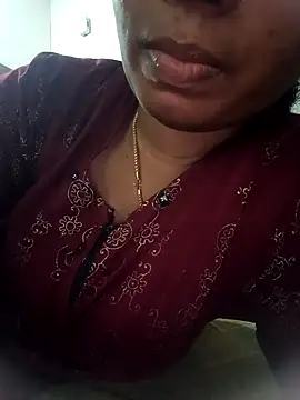 swetha01430 online show from September 21, 2025, 5:31 am