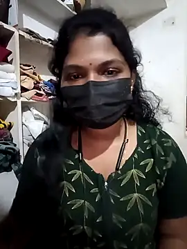 swetha01430 online show from November 2, 2025, 4:31 pm