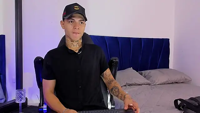 john mystic online show from October 9, 2025, 2:20 am