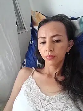 Snapshot of zaira_spice chatting on September 10, 2025, 8:31 pm zaira spice online show from September 10, 2025, 8:31 pm