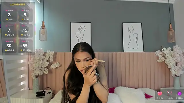 Mila Hank  online show from March 5, 2026, 12:23 pm