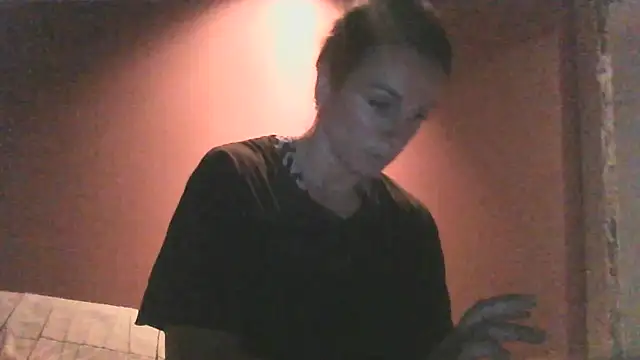 Snapshot of Justnani001 chatting on September 18, 2025, 8:44 pm Justnani001 online show from September 18, 2025, 8:44 pm