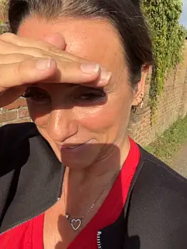 Snapshot of Justnani001 chatting on September 21, 2025, 3:02 pm Justnani001 online show from September 21, 2025, 3:02 pm