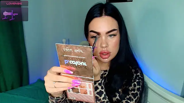 Snapshot of katerine_Monroe chatting on November 12, 2025, 5:52 am katerine Monroe online show from November 12, 2025, 5:52 am