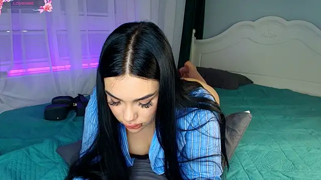 Snapshot of katerine_Monroe chatting on February 21, 2026, 3:35 pm katerine Monroe online show from February 21, 2026, 3:35 pm