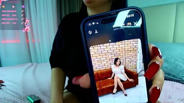 Snapshot of katerine_Monroe chatting on March 5, 2026, 10:06 pm katerine Monroe online show from March 5, 2026, 10:06 pm