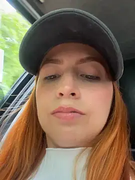 Snapshot of Little_ginger chatting on September 14, 2025, 5:01 pm Little ginger online show from September 14, 2025, 5:01 pm