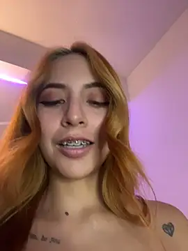 Snapshot of Little_ginger chatting on November 6, 2025, 5:19 am Little ginger online show from November 6, 2025, 5:19 am