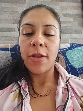 Snapshot of KittyHoleshot87 chatting on February 5, 2026, 4:11 pm KittyHoleshot87 online show from February 5, 2026, 4:11 pm