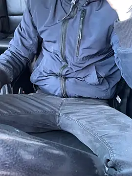 Snapshot of bmwe71 chatting on March 4, 2026, 9:48 am bmwe71 online show from March 4, 2026, 9:48 am