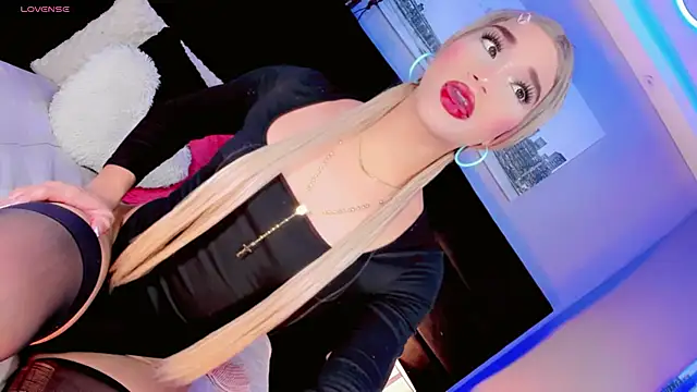 Snapshot of Nauthy_girl chatting on January 19, 2026, 12:53 pm Nauthy girl online show from January 19, 2026, 12:53 pm