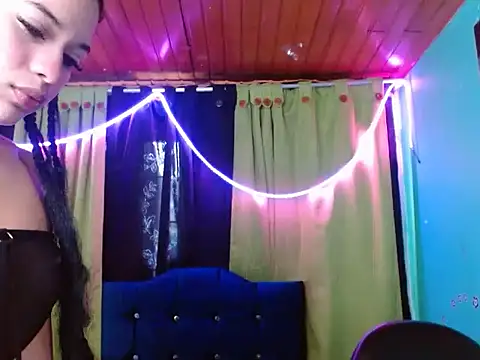 canelasexy 1 online show from March 12, 2026, 8:59 pm