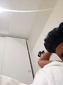 trickyOne online show from October 4, 2025, 7:12 pm