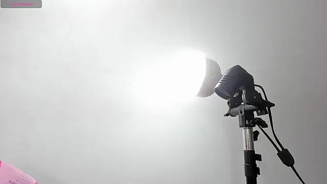 michelle perla online show from December 3, 2025, 1:20 pm