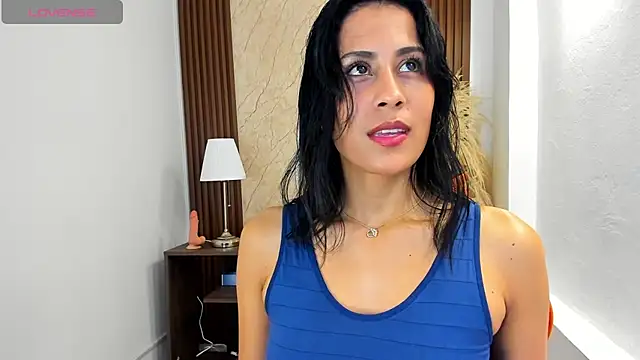 Thais kim online show from October 5, 2025, 12:36 pm