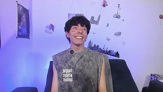 Dani Lips  online show from September 23, 2025, 11:30 pm