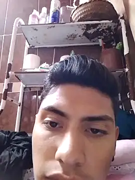 aispuro8505 online show from October 4, 2025, 6:11 am